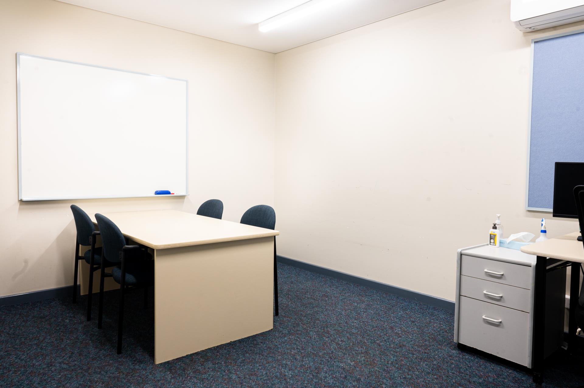Meeting room/office space